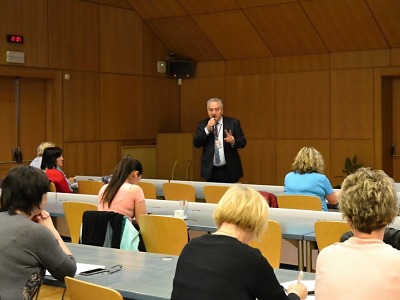 Zájemci o projekt potravinové pomoci se sešli na krajském úřadě