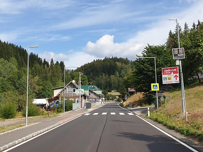 Dokončili opravu silnice ve Vítkovicích, finišují v Hrabačově a Jilemnici