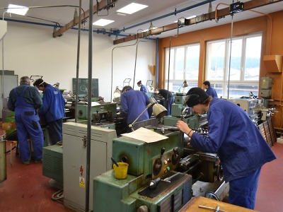 Na stipendia žákům řemeslných oborů dá kraj o 300 000 korun více