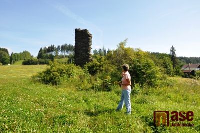 Skuhrov si uchoval památky místního významu