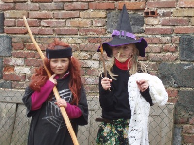 Obrazem: Ve Svobodné základní škole probíhal slet čarodějnic