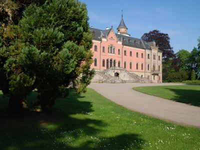 Na Sychrově lákají na koncert Pokračovatelé Mistrů