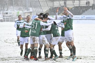 Autor foto:archiv FK Jediný poražený: trávník