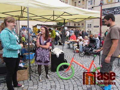 Tatrhy v Jablonci nabídly skvělé jídlo, hudbu i pravý bleší trh