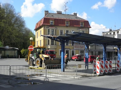 Práce na stavbě Terminálu Železný Brod se rozjely naplno