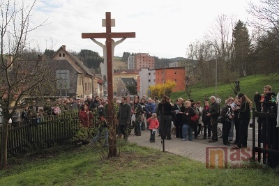 Obnova Teprova kříže v Železném Brodě