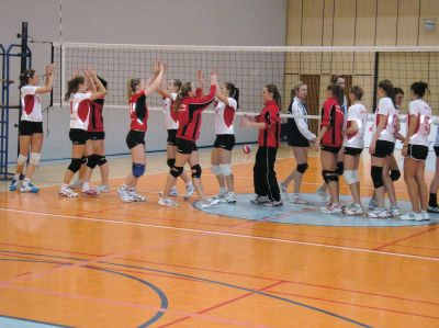 Pokračoval náročný program extraligových juniorek