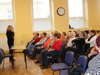 Senioři trénovali paměť ve Spolkovém domě v Jablonci