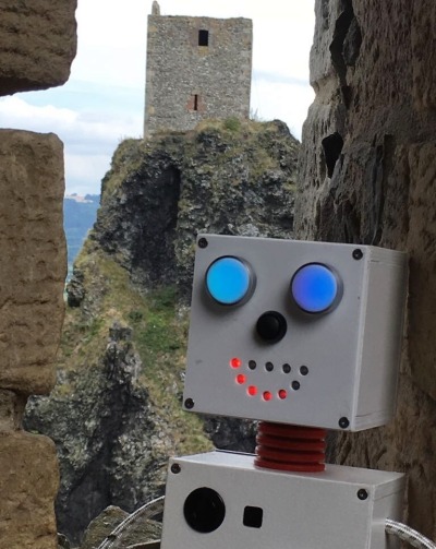 Na hradech a zámcích začíná nová sezona, na Trosky vyrazí robot Čenda
