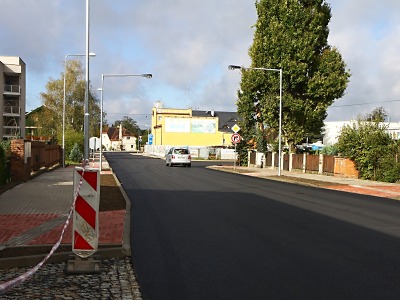 Nádražní ulice v Turnově má nový povrch až do Ohrazenic