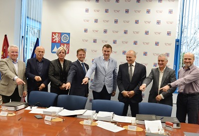 Rekonstrukce silnice mezi Turnovem a hranicí kraje začne na jaře