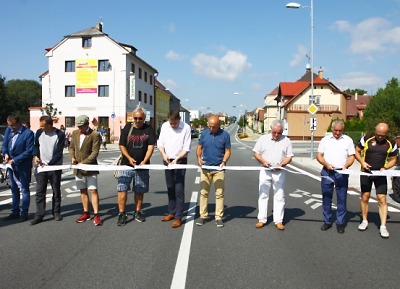 Autor foto:Zdenka Štrauchová Zrekonstruovaná silnice II/610 se dočkala slavnostního otevření