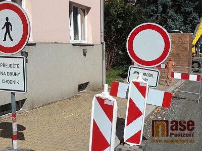 Rekonstrukce silnic a mostů pokračují. Kraj soutěží další zakázky