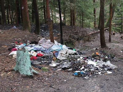 V Jabloneckých Pasekách třetí úklid a opět přes dvě tuny odpadu