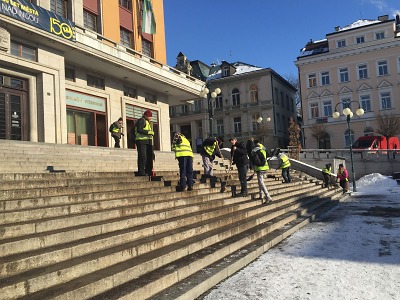 Průběh zimy v Jablonci mírnější, soli se už přesto spotřebovalo 502 tun