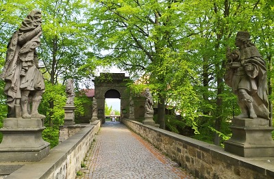 Známé neznámé sochy z Valdštejna