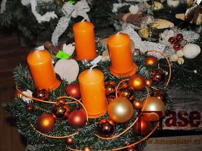 Punč, perníčky, orchideje i zrající banány. Advent v kraji je pestrý