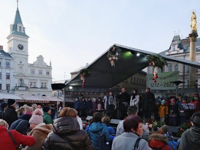 Vánoční trhy se v Turnově konaly pošestadvacáté a kouzelně