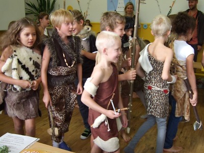 Obrazem: Vítání prvňáčků ve Svobodné základní škole