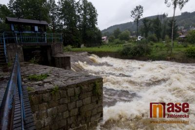 Na Jablonecku se voda uklidňuje