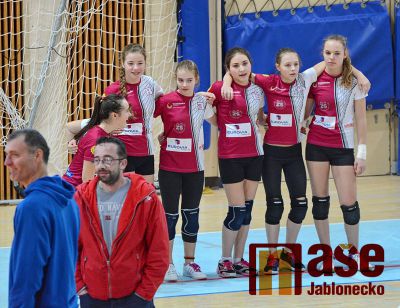 Volejbal Bižuterie naplnil o víkendu sportovní halu