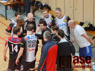 Volejbalisté ve II. lize s jednou výhrou