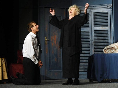 Vydra a Švormová představí v Tanvaldě hru Vrátila se jednou v noci