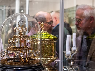 Muzejní program pro seniory v rámci výstavy vyraženo do kovu