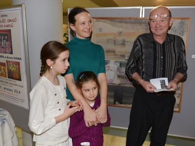 Výtvarník Josef Sazama s dcerou Ivanou vystavují na kraji tapisérie