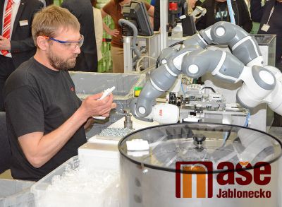 Nastává nová éra robotických spolupracovníků