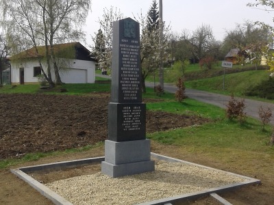 Město Železný Brod začalo s opravou válečných hrobů