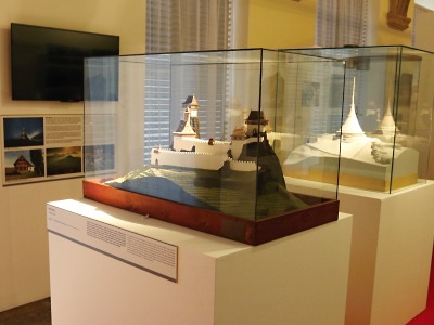 Vestibul krajského úřadu ozdobí putovní výstava Památky mého kraje