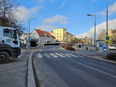 Policie upozorňuje na dočasně zrušený přechod v Jablonci