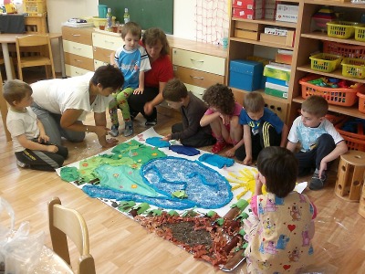Děti ze speciální mateřské školy v Jablonci si užijí školku naplno