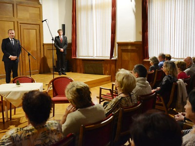 Jablonec nabízí další možnost studia pro seniory, tentokrát umění