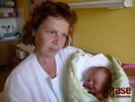 Malá Terezka Grossgottová v náruči své maminky Kateřiny Grossgottové. Narodila se 23. srpna 2011 k večeru.