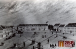 Mírové náměstí od roku 1808, dříve školní pole