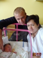 Rodina Vondráčkova s dcerkou Adélkou Vondráčkovou. Na svět přišla 7. října 2011 k večeru.