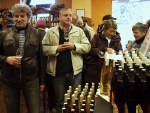 Otevírání Svatomartinských vín v Domě vína v Jablonci nad Nisou 11. 11. 2011 v 11 hodin 11 minut.