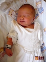 Karolínka Jastrabová potěšila svou maminku Alenu Herčíkovou 5. listopadu 2011 odpoledne.