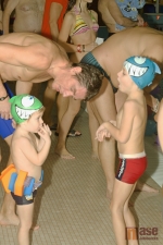 Čertovské vodní hrátky v jabloneckém bazénu 2011