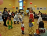 Valentýnský maškarní karneval.