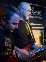 Mňága a Žďorp v klubu Na Rampě