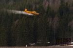 Nad přehradou Souš začalo létat letadlo, každoroční vápnění nádrže s pitnou vodu bylo zahájeno          