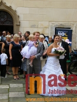  Sraz veteránů na nádvoří zámku Hrubý Rohozec