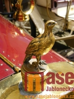  Sraz veteránů na nádvoří zámku Hrubý Rohozec