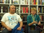 Beseda s kandidátkou na prezidenta ČR Táňou Fischerovou v knihkupectví Serius v Jablonci nad Nisou.