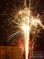 Oslavy příchodu nového roku 2013 - ohňostroje nad Jabloncem.