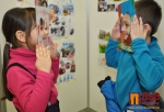 Děti z mateřských škol navštívily výstavu Jablonecká rodina 