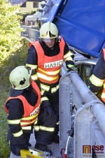 Nehoda cisterny a osobního vozu v Lučanech